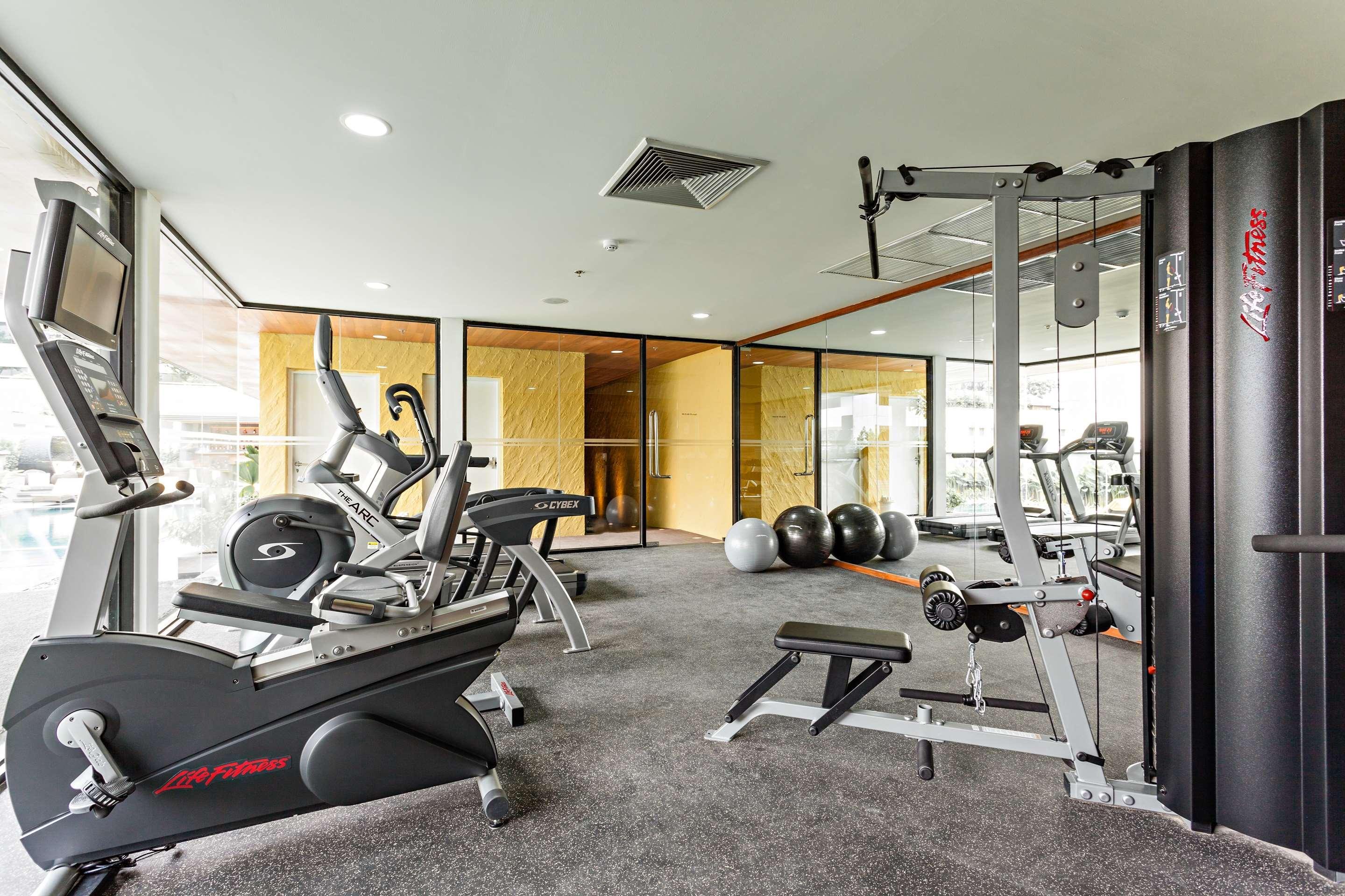 Hyatt Place Bangkok Sukhumvit 1 Екстериор снимка
