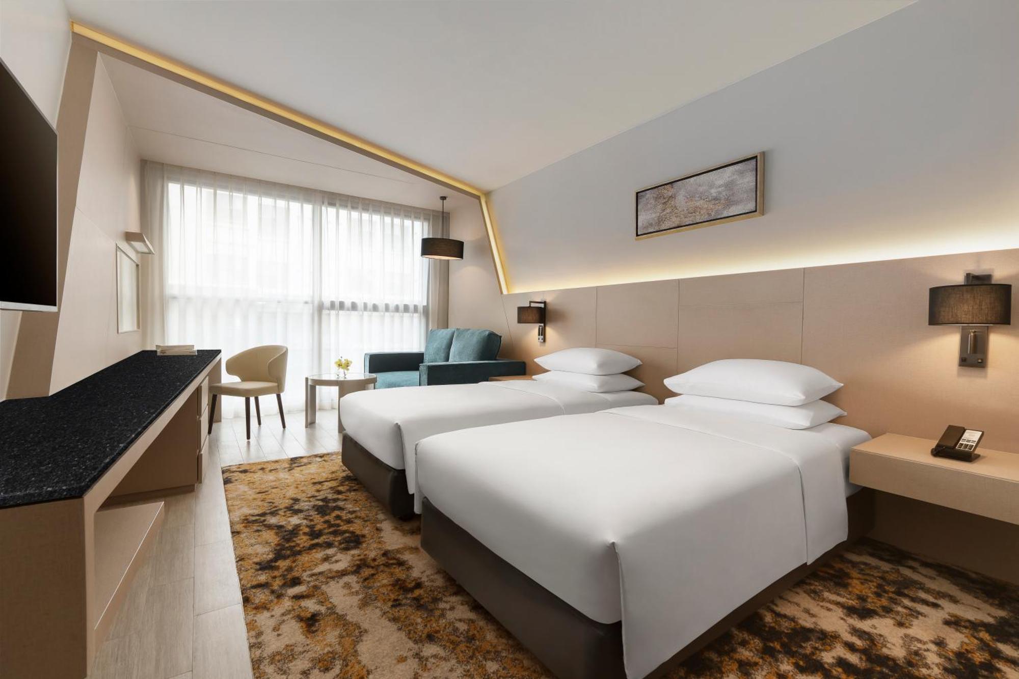 Hyatt Place Bangkok Sukhumvit 1 Екстериор снимка