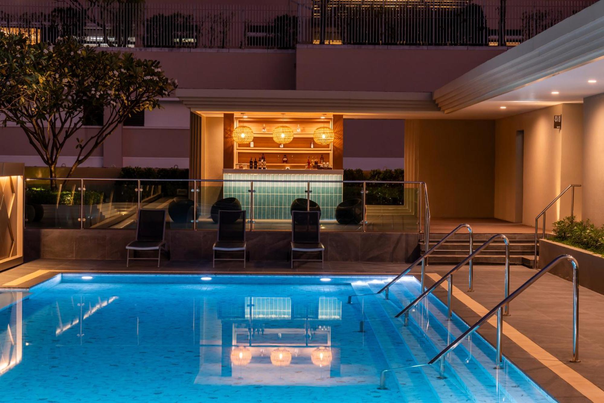Hyatt Place Bangkok Sukhumvit 1 Екстериор снимка